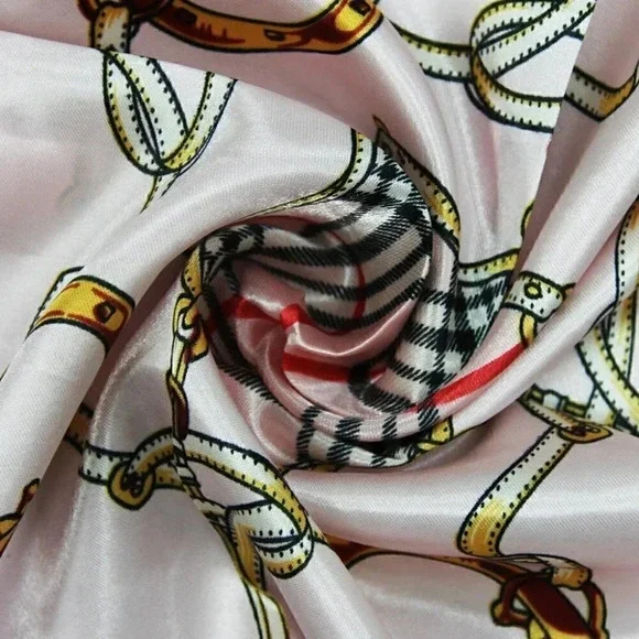 NWT WOMENS BABY PINK EQUESTRIAN SCARF - Picture 4 of 5